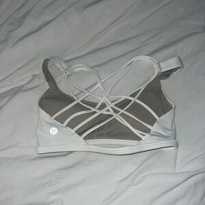 lululemon free to be wild bra 4 white new